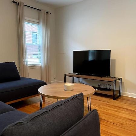 Lovely Two Bedroom Condo In South Boston Extérieur photo