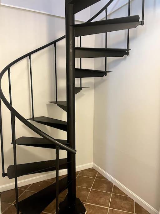 Lovely Two Bedroom Condo In South Boston Extérieur photo