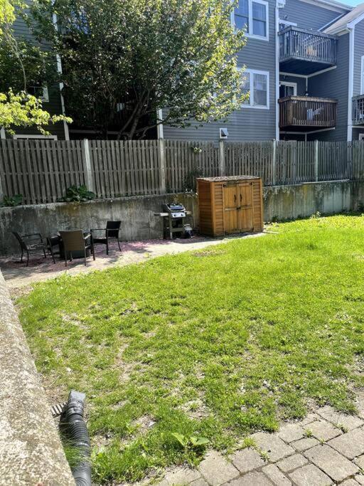 Lovely Two Bedroom Condo In South Boston Extérieur photo